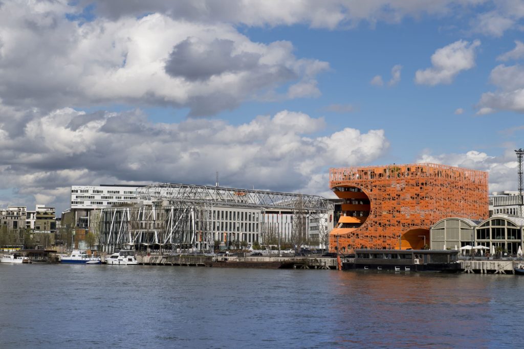 Groupe Cardinal - CUBE ORANGE -@Jakob+MacFarlane - @Guillaume Perret