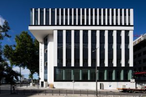 Groupe Cardinal - LE KING CHARLES - @Thomas RAU et SOHO Architecture - Photo Guillaume Perret Groupe Cardinal - LE KING CHARLES - @Thomas RAU et SOHO AUREA